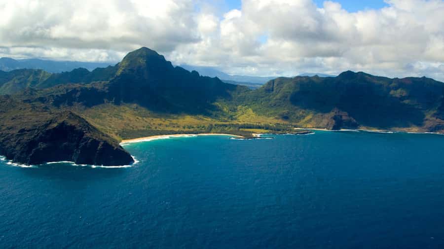 Kauai: Entire Kauai Air Tour with Window Seats - What the pilot-guide adds