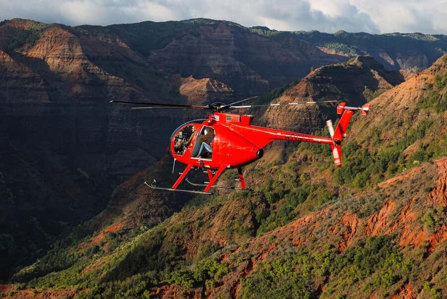 Kauai: Hughes 500 4-Passenger Doors-Off Helicopter Flight - Starting at Lihue Airport with a clear safety briefing