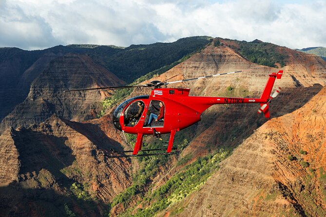 Kauai: Hughes 500 4-Passenger Doors-Off Helicopters - What the open cabin feels like in practice