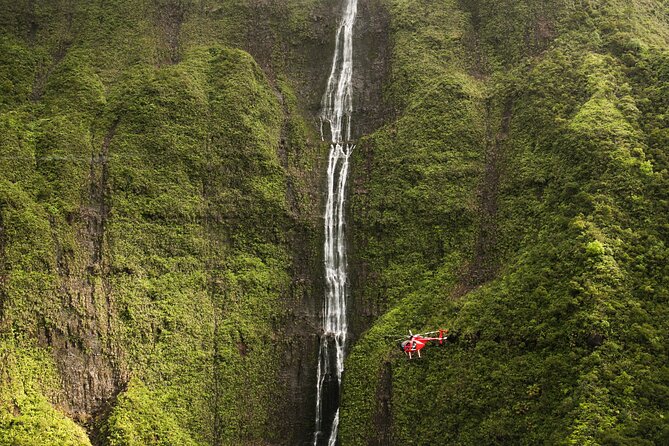 Kauai: Hughes 500 4-Passenger Doors-Off Helicopters - Taking off from Lihue