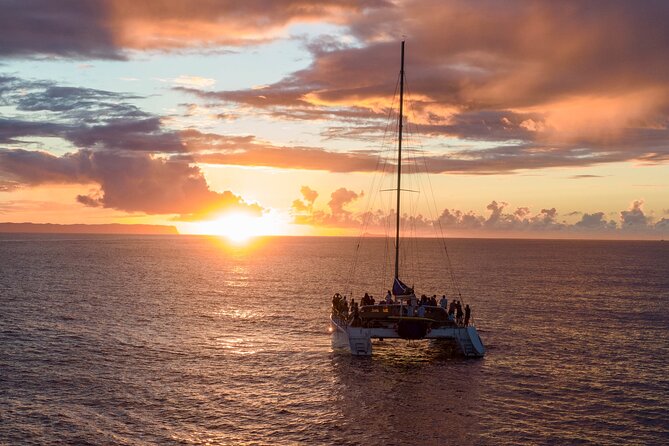 Kauai: Leila Na Pali Sunset Dinner Sail - The sailing is the quiet highlight