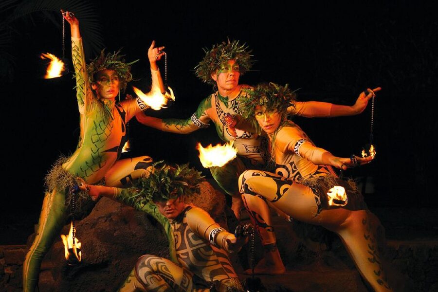 Kauai: Luau Kalamaku with Buffet Dinner & Show - Kalamaku tells a voyage from Tahiti to Kauai