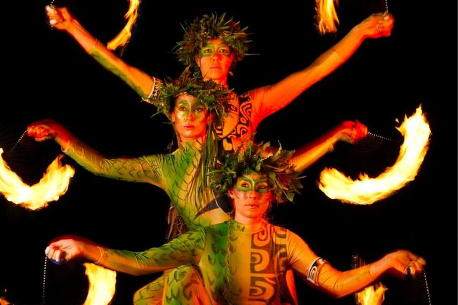 Kauai: Luau Kalamaku with Buffet Dinner & Show - Buffet dinner, from poi to pineapple cake