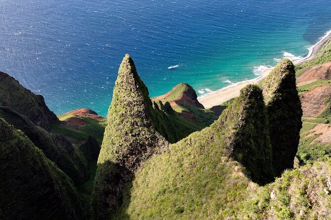 Kauai: Na Pali Sunset & Sightsee Boat Tour - Whales, dolphins, turtles, and the luck of the ocean