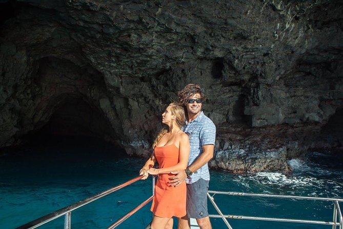 Kauai: Na Pali Sunset & Sightsee Boat Tour - Who gets the best value from the $263.82 fare?