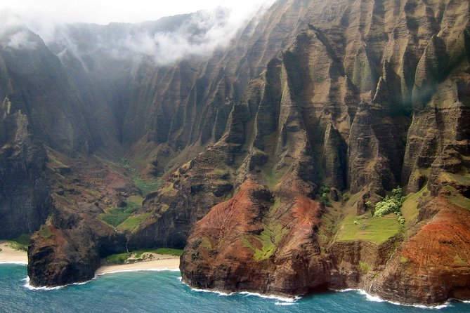 Kauai Private Doors-Off Helicopter: Ultimate Waterfalls & Canyons - A private 75-minute tour from Lihue