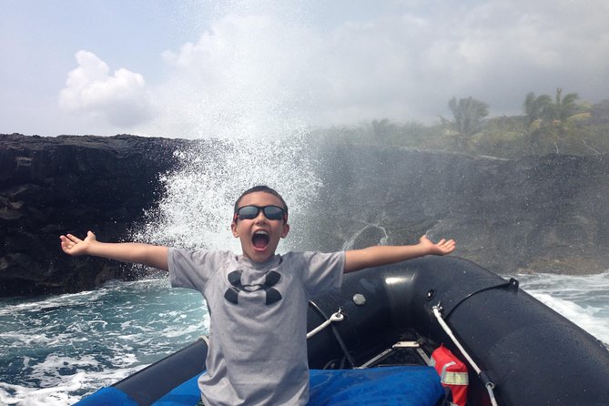 Kealakekua Bay Snorkeling Tour - 4 hour Kona Zodiac Adventure - Snacks, drinks, and the trip home