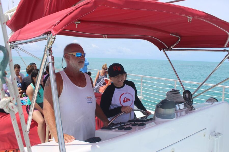 Key West: 3-Hour Afternoon Reef Snorkel with Drinks - Crew service and safety on the water