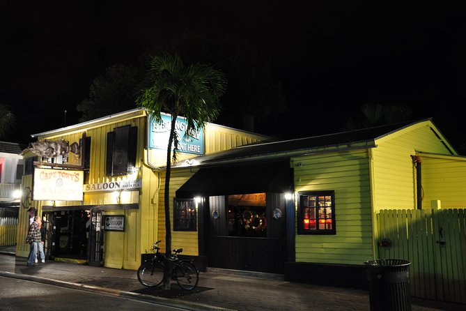 Key West Haunted Pub Crawl and Ghost Tour with Free T-Shirt - Why this Key West ghost tour works