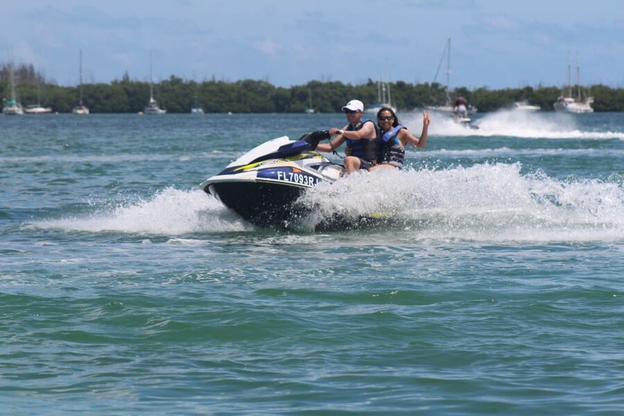 Key West: Jet Ski Island Tour with Sandbar Stop - How the two-guide system affects your ride