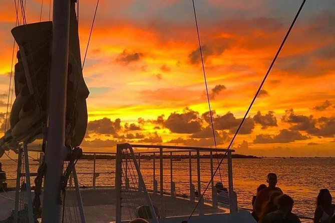 Key West Sunset Sail with Live Music, Drinks and Appetizers - The music is the real engine of the evening