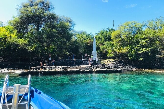 Kona Snorkel Tour: Captain Cook Reef Snorkel, Dolphin & Sea Caves - Dolphins, whales, turtles, and realistic expectations