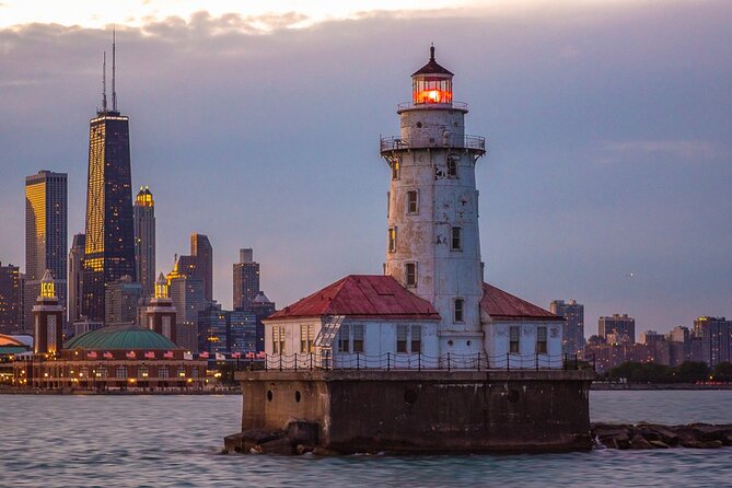 Lake Michigan Sunset Cruise in Chicago - Why Chicago looks different from the water at sunset