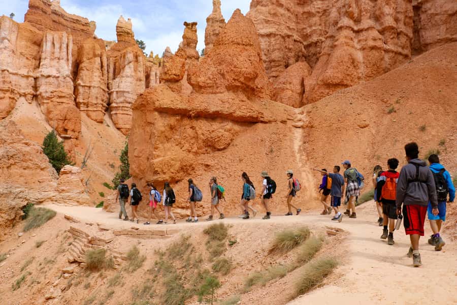 Las Vegas: Bryce and Zion National Parks Tour with Lunch - Meeting at Treasure Island before sunrise