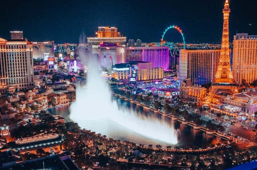 Las Vegas: Helicopter Tour of the Strip with Window Seats - From Gate 27A to takeoff