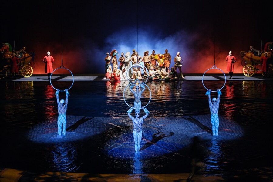 Las Vegas: “O” by Cirque du Soleil at Bellagio - Should you book O at Bellagio?