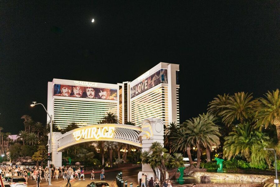 Las Vegas: Sightseeing Night Tour by Open-top Bus - Crossing the Strip, one landmark at a time