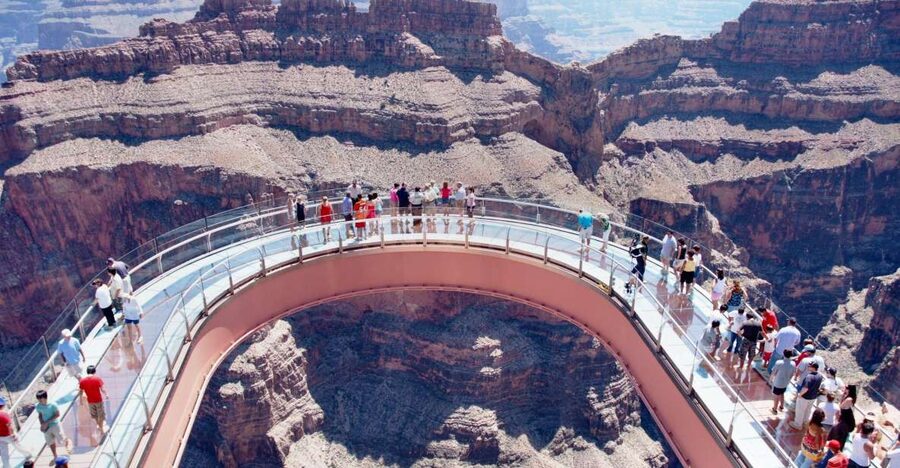 Las Vegas: Small Group Grand Canyon Skywalk, Hoover Dam Tour - A full day from Las Vegas to the West Rim
