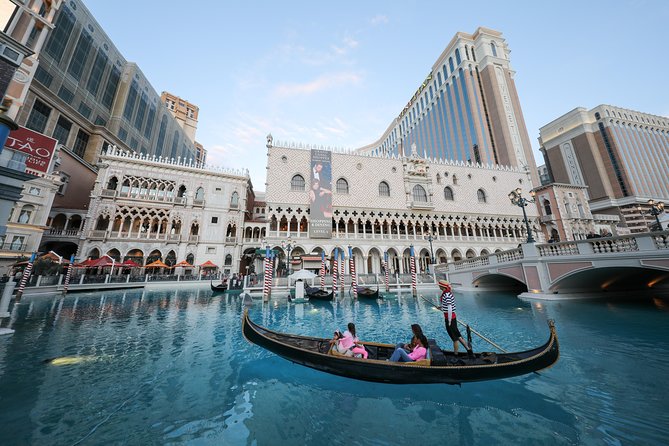 Las Vegas Super Saver: Madame Tussauds with Gondola Boat Ride - Who will get the most from this combo