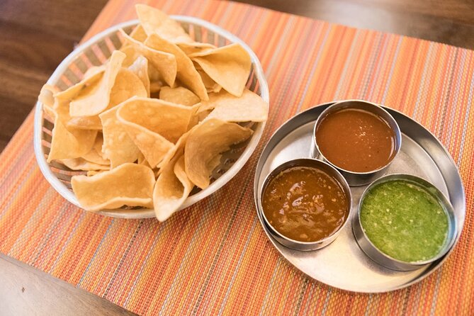Las Vegas: The Strip's Celebrity Chefs Tour or Downtown Food Tour - Guides make the difference