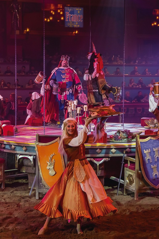 Las Vegas: Tournament of Kings Show at Excalibur - Pyrotechnics, smoke, and the enclosed setting