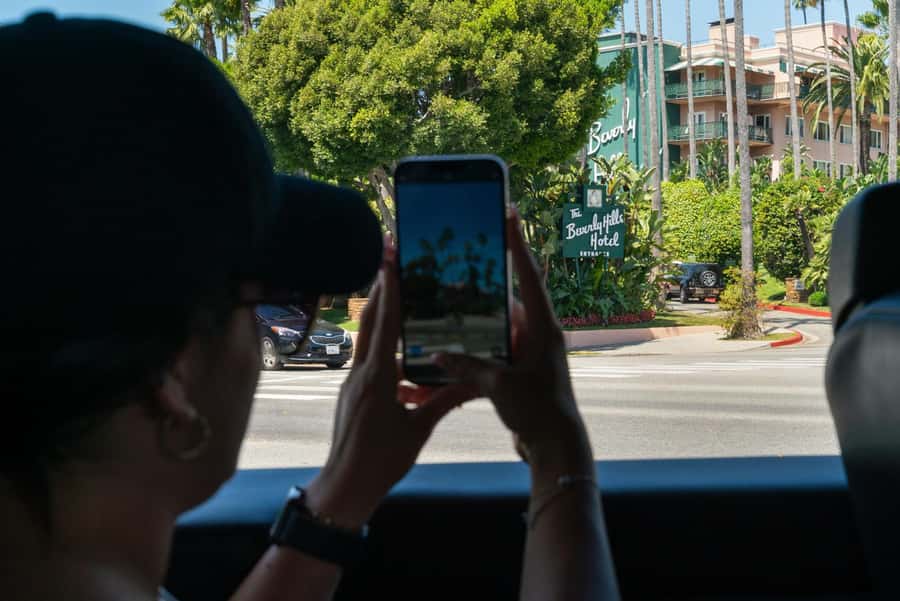 Los Angeles: Celebrity Homes and Hollywood Open-Air Bus Tour - What this open-air Hollywood tour really delivers