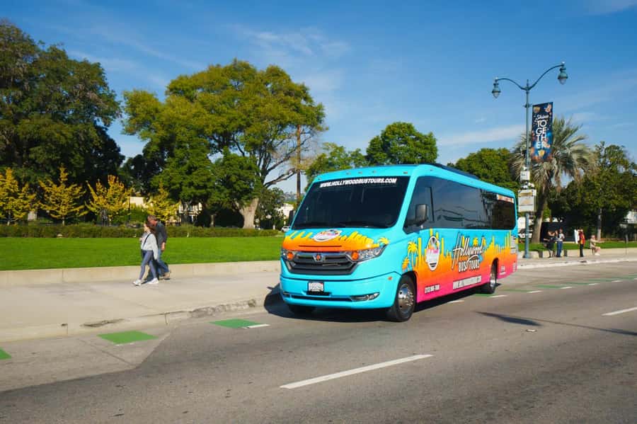 Los Angeles: Half-Day Best of LA Tour - The Grove and Original Farmers Market: a practical 75-minute break