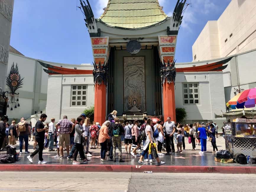 Los Angeles: Hollywood and Beverly Hills Guided Bus Tour - Rodeo Drive gives you the polished postcard moment