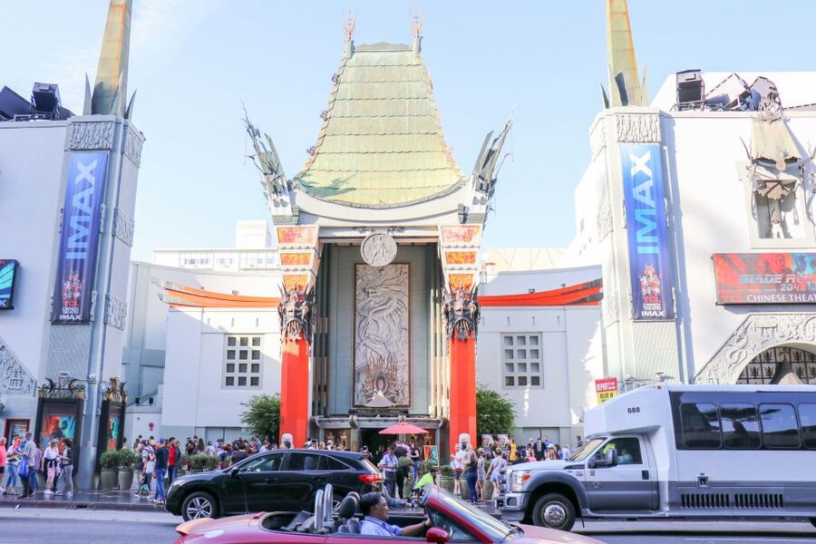 Los Angeles: Hollywood & Celebrity Homes Open-Air Bus Tour - Key points at a glance