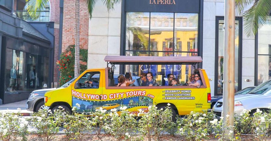 Los Angeles: Hollywood & Celebrity Homes Open-Air Bus Tour - Rodeo Drive and the Beverly Hills Sign