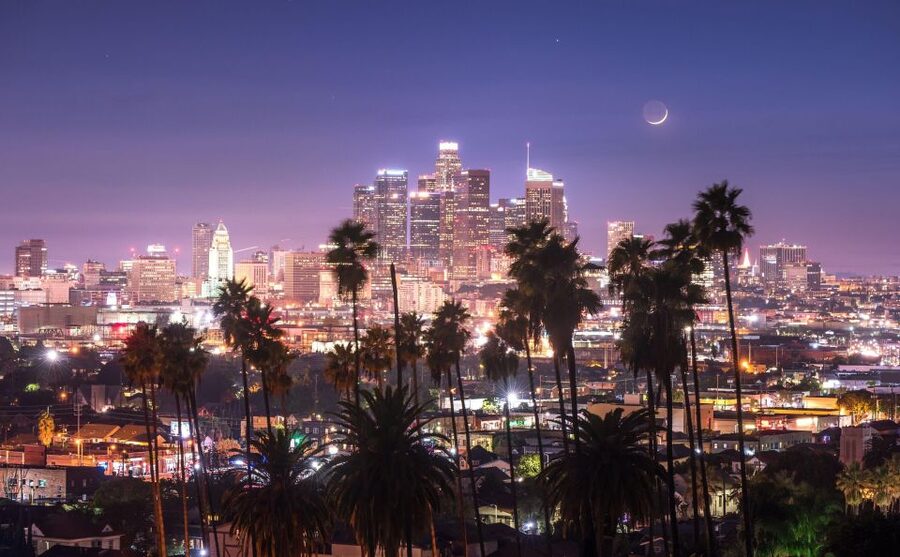 Los Angeles: Hollywood Night Tour with Griffith Observatory - What the 90-minute Hollywood night tour feels like