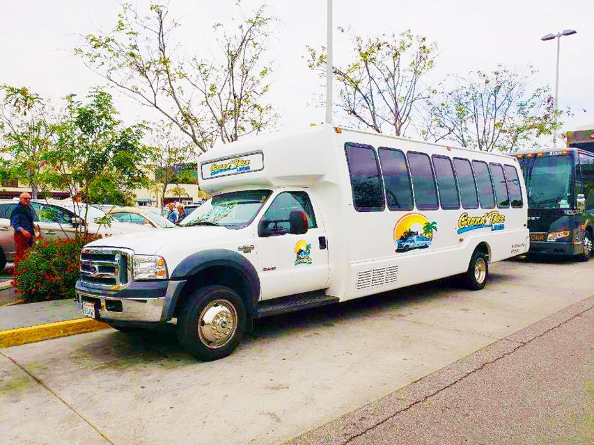Los Angeles: LA Grand Tour by Open-Air Bus - Why this bus tour makes sense in Los Angeles