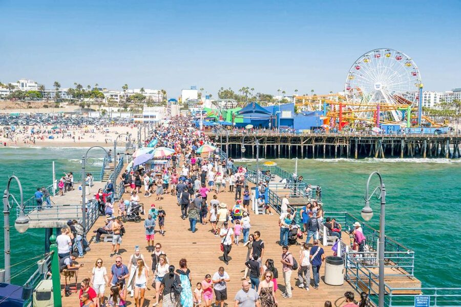 Los Angeles: LA Grand Tour by Open-Air Bus - One hour beside the Pacific at Santa Monica Pier