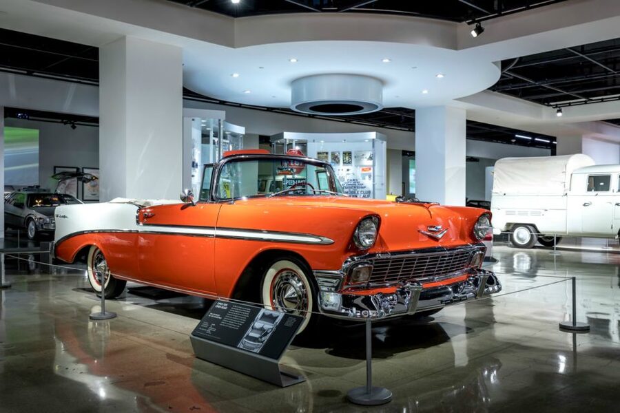 Los Angeles: Petersen Automotive Museum Admission Ticket - Hot rods, customs, and racing machines