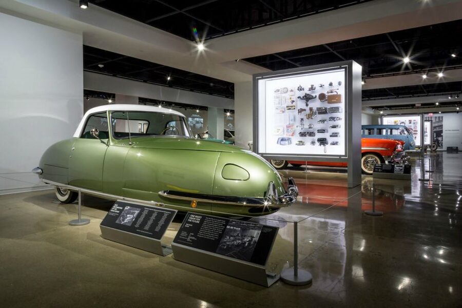 Los Angeles: Petersen Automotive Museum Admission Ticket - Take the wheel with the Forza simulator