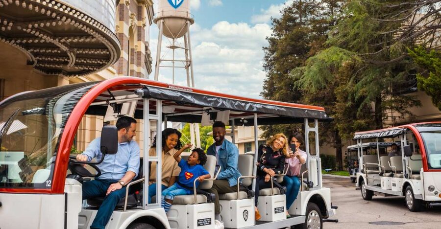 Los Angeles: Warner Bros. Studio Tour Hollywood - The first hour: riding through the working backlot