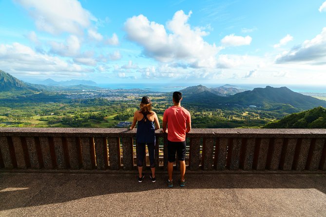 Majestic Circle Island Tour with Lunch - Tropical Farms, macadamia nuts, and roadside snacks