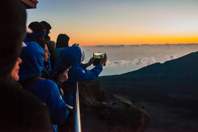 Maui: Haleakala Sunrise Spectacular with Local Breakfast - Kula’s open slopes on the way down