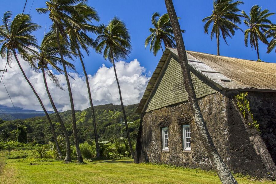 Maui: Small-Group Road to Hāna Sightseeing Tour - Price, group size, and who gets good value