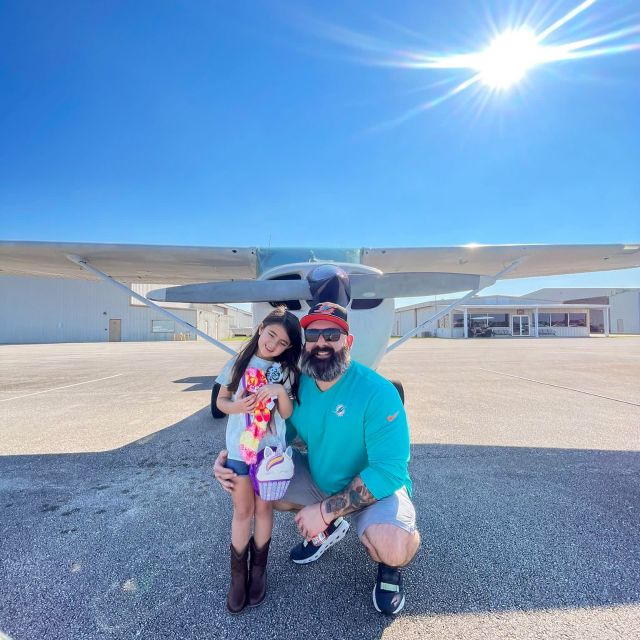 Miami Beach: South Beach Private Airplane Tour with Drinks - Drinks, photos, and the return flight