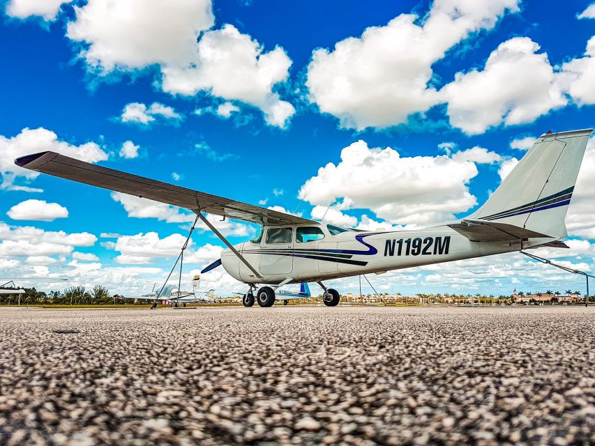 Miami Beach: South Beach Private Airplane Tour with Drinks - Starting at Miami Executive Airport