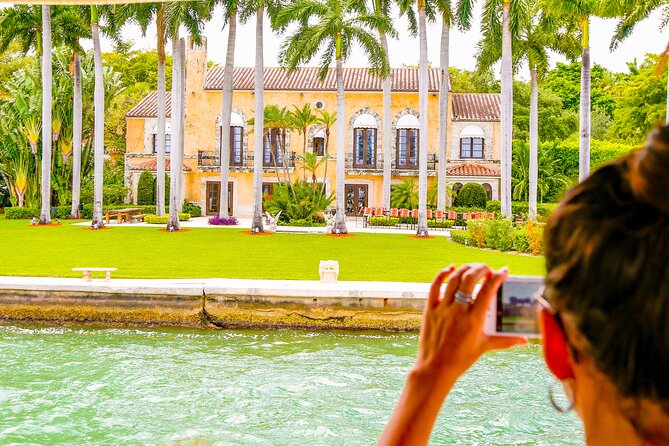 Miami Combo: City Tour, Biscayne Bay Cruise and Everglades Airboat Ride - Lunch and the Biscayne Bay cruise