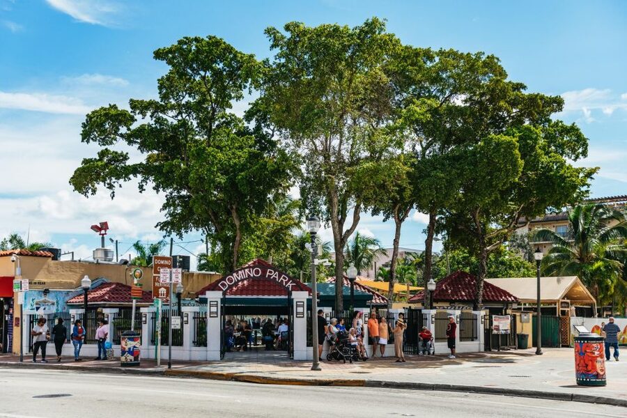Miami: Little Havana Food Walking Tour with Tastings - The cigar factory and the craft behind the smoke