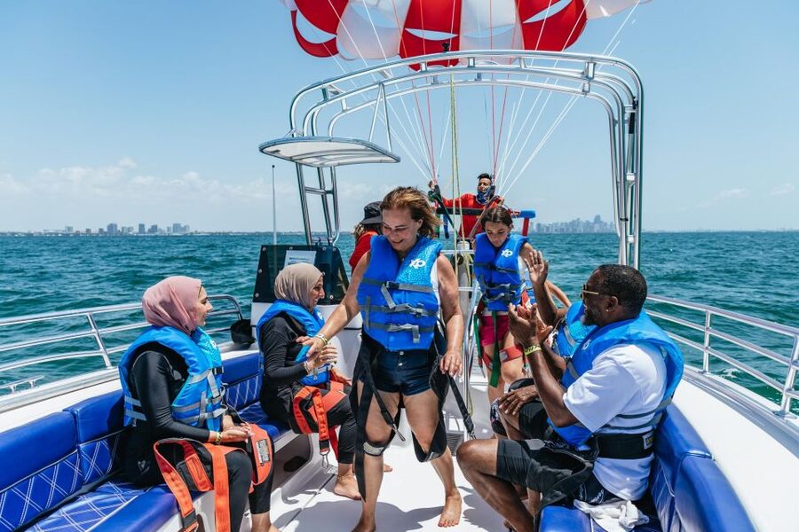 Miami: Parasailing Experience in Biscayne Bay - Practical planning for Dinner Key Marina