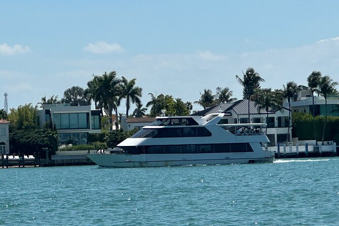 Miami Skyline Boat Cruise Past Millionaire's Homes Optional Stop - What you actually see in 75 minutes