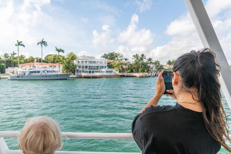 Miami: The Original Millionaire’s Row Cruise - The Guide Makes the Difference