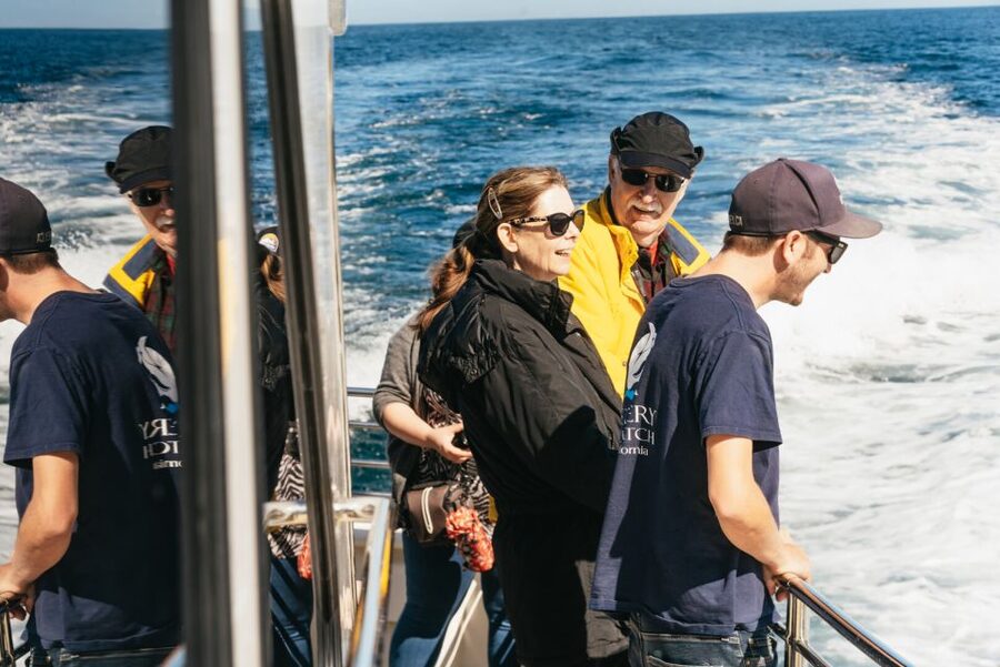 Monterey Bay: Whale Watching Tour - What to wear and bring