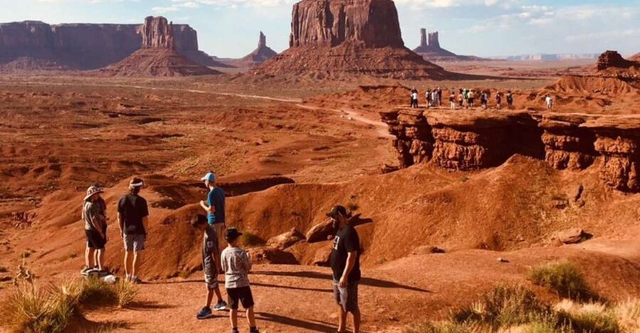 Monument Valley: Backcountry Jeep Tour with Navajo Guide - The Mitten Buttes and Monument Valley’s famous views