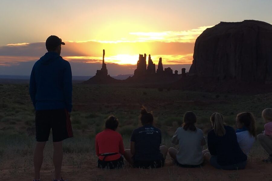Monument Valley: Sunset Tour with Navajo Guide - Key points to know before booking