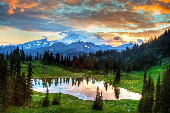 Mt Rainier National Park Small Group Day Tour from Seattle 2CanGo - Pickup in Seattle and the long ride south